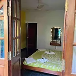 Room By The Beach - Calangute